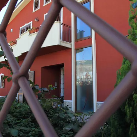 Il Quadrifoglio Oda ve Kahvaltı Trapani